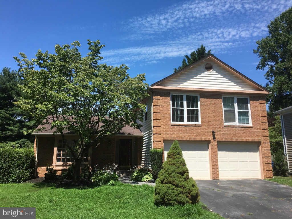 5608 Wood Thrush Ct, Fairfax, VA 4 Bed, 2.5 Bath SingleFamily Home