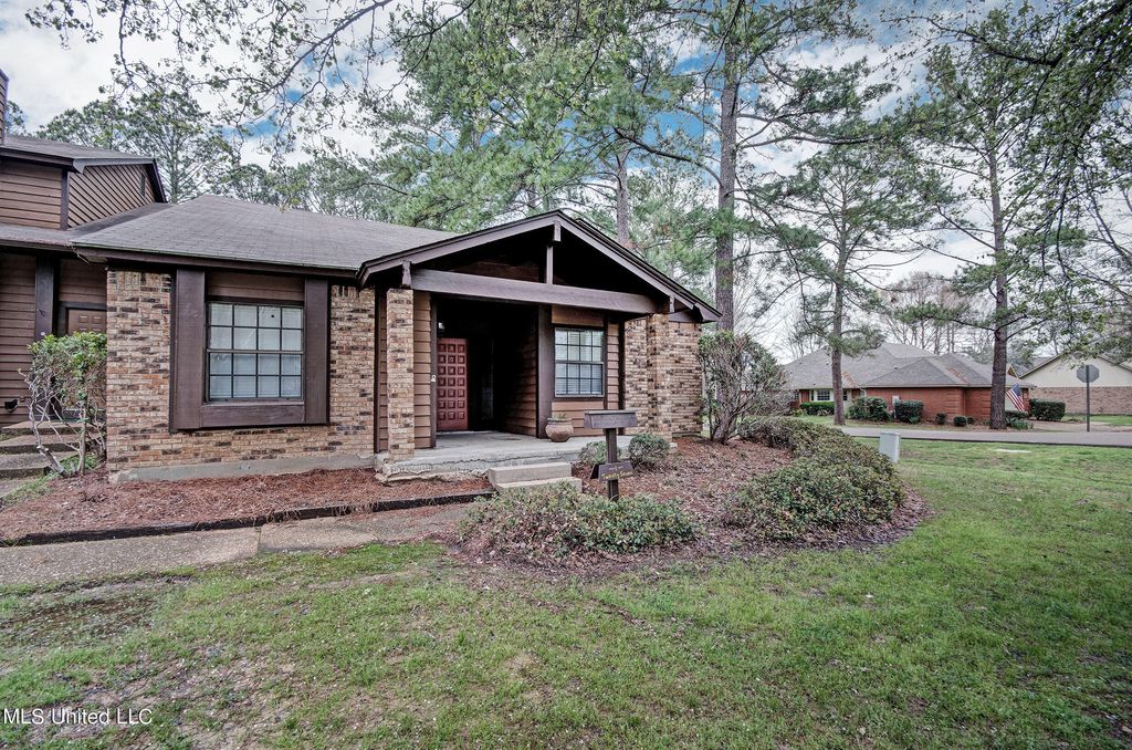 27 Cascades Cir W, Clinton, MS 39056 Trulia