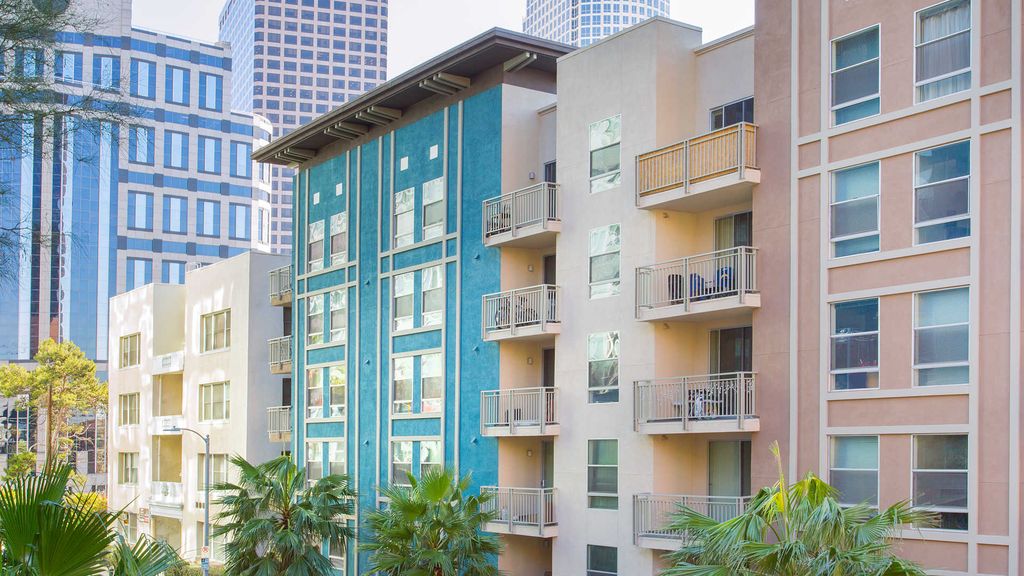 1050 Wilshire Blvd #383371 Los Angeles CA 90017 See Est Value 1050 Wilshire Blvd #383371 Los Angeles CA 90017 See Est Value