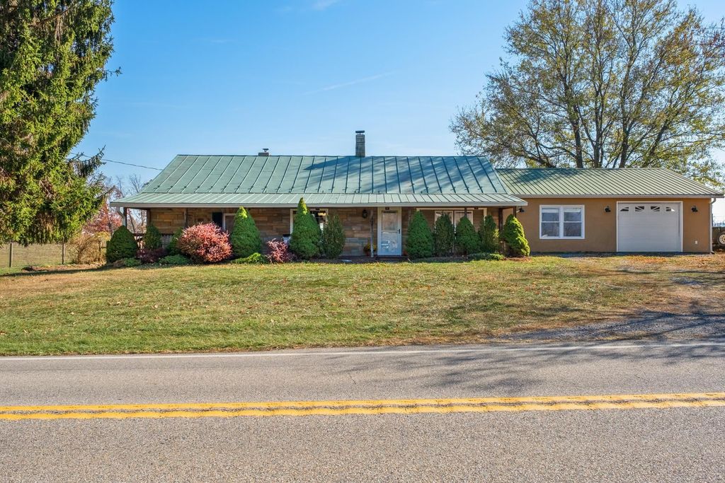 1426 Middlebrook Rd, Staunton, VA 24401 See Estimated Value