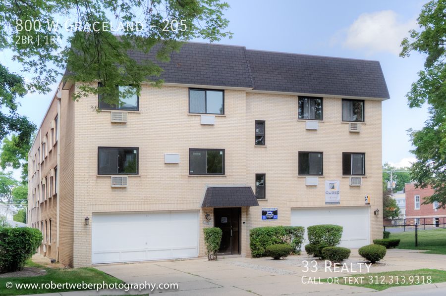 800 Graceland Ave #205, Des Plaines, IL 60016