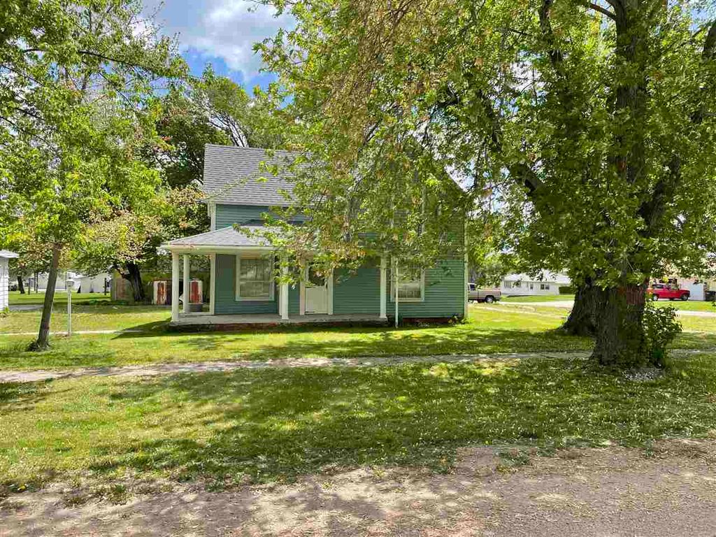 400 5th St, Glenvil, NE 68941 Trulia
