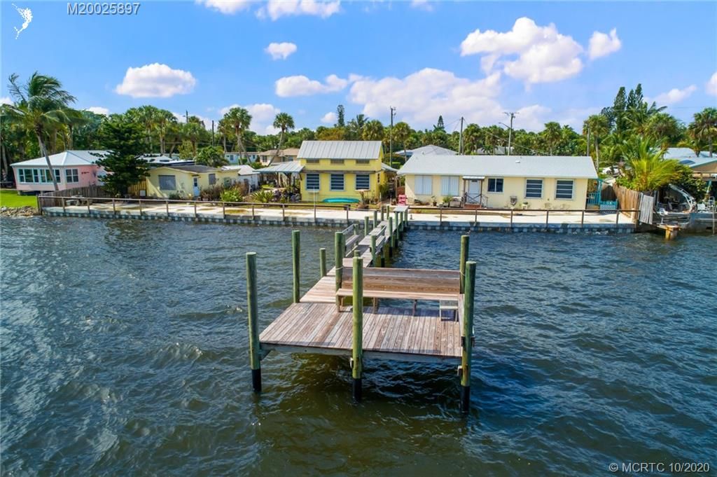 2725 NE Indian River Dr, Jensen Beach, FL 34957 8 Bed, 8 Bath Single