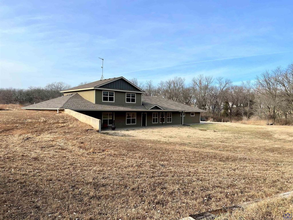 5431 NW 39th St, Topeka, KS 66618 Trulia