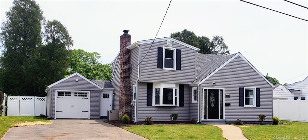 36 Belvidere Dr, Stratford, CT 06614
