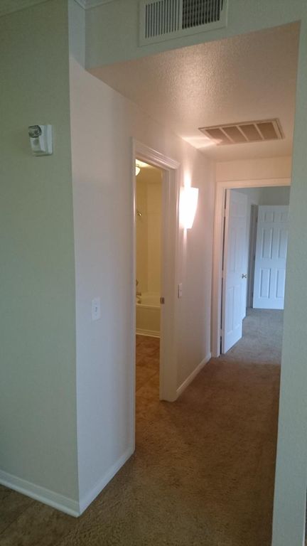 701 Gibson Dr, Roseville, CA 95678