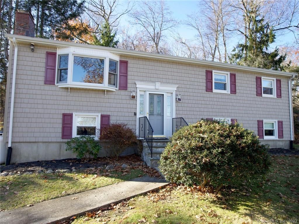 23 Dick Finn Rd, New Fairfield, CT 06812 See Est. Value, Schools & More