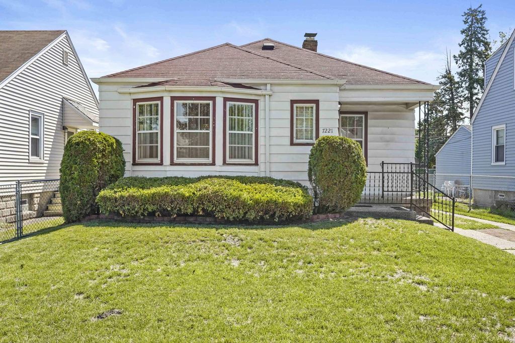 7221 Jackson Ave, Hammond, IN 46324