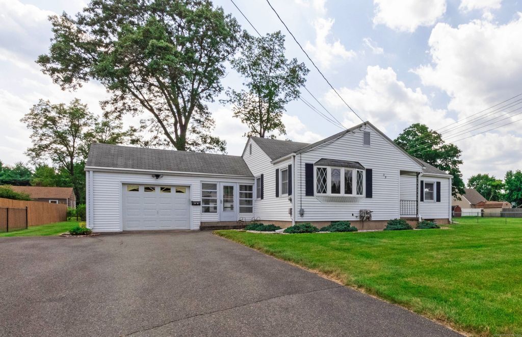 39 George Road, Windsor Locks, CT 06096