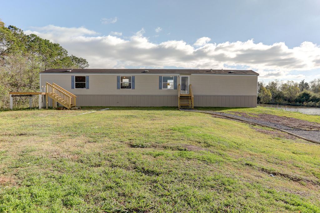 2700 Elvis Blvd, New Iberia, LA 70560 Trulia