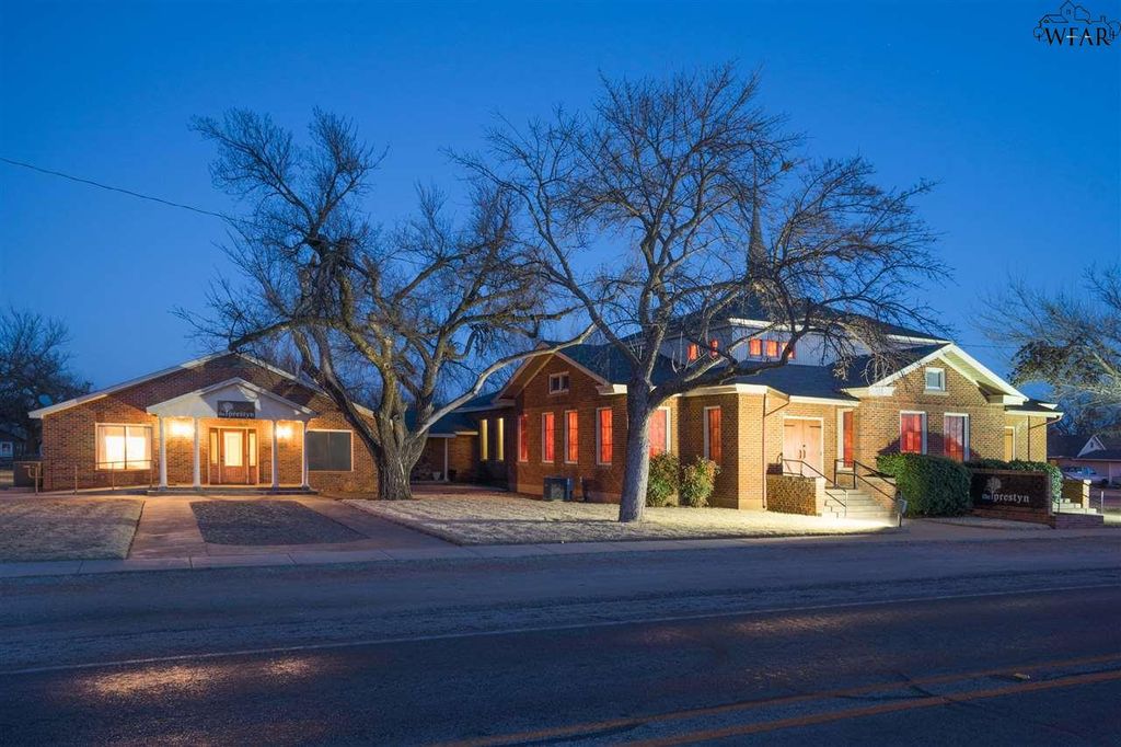 211 S Yosemite St, Iowa Park, TX 76367 Trulia