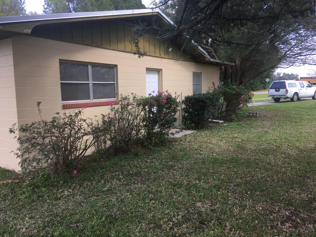 16810 NW County Road 235A, Alachua, FL 3 Bed, 2 Bath SingleFamily