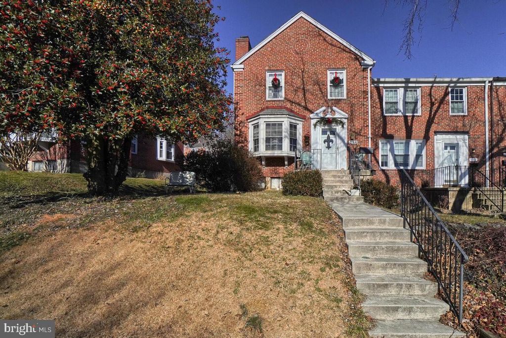 6144 Regent Park Rd, Catonsville, MD 21228