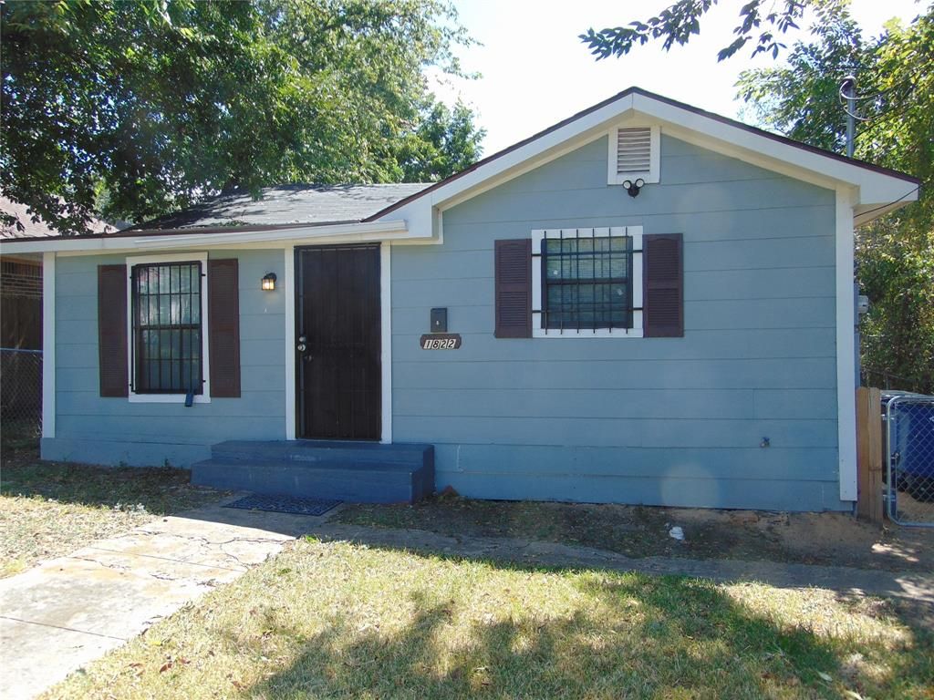 1822 Lea Crest Dr, Dallas, TX 75216