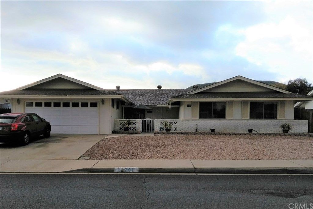 28701 Portsmouth Dr, Sun City, CA 92586
