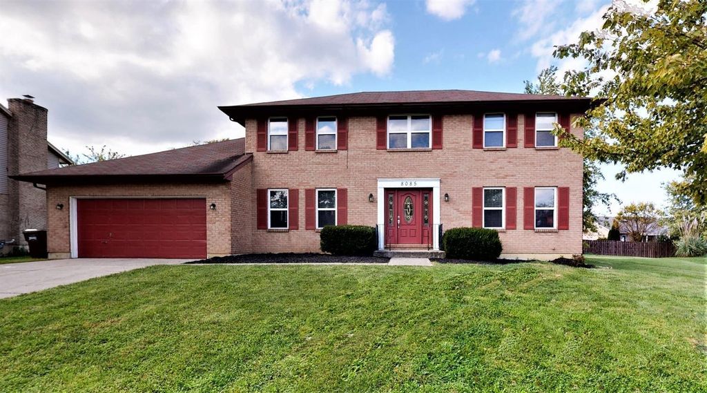 8085 Plantation Dr, West Chester, OH 45069