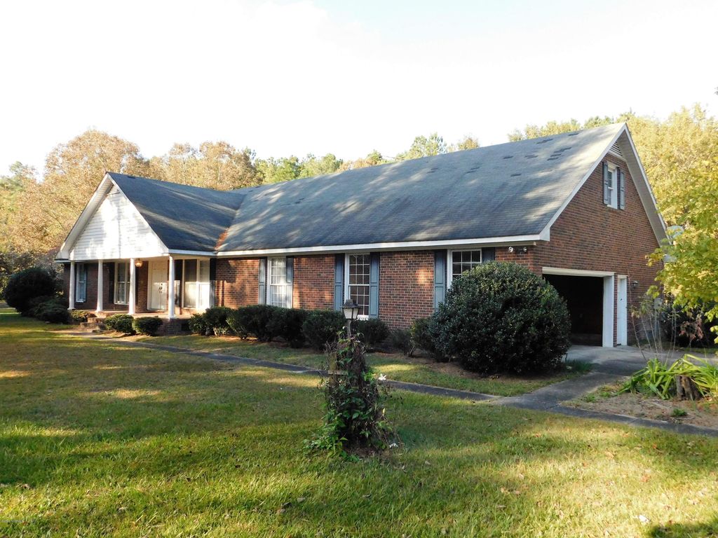 22541 Hoyl Circle, Maxton, NC 28364 Trulia