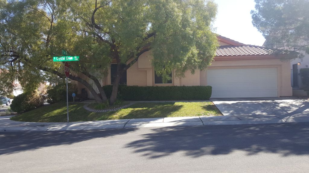 1728 Crystal Creek Cir, Las Vegas, NV 89128