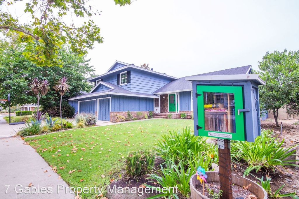 817 S Lowry St, Orange, CA 92869