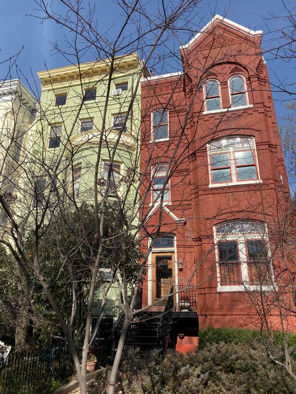 616 E Capitol St NE #B1, Washington, DC 20003