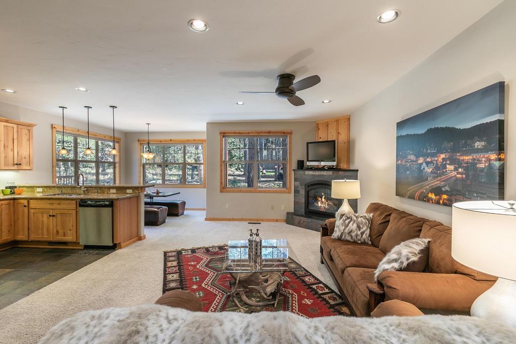 12985 Northwoods Blvd #2, Truckee, CA 96161