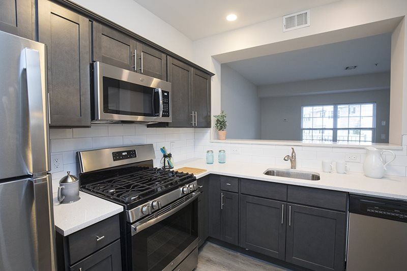2 Silver Beech Ct, Saddle River, NJ 07458