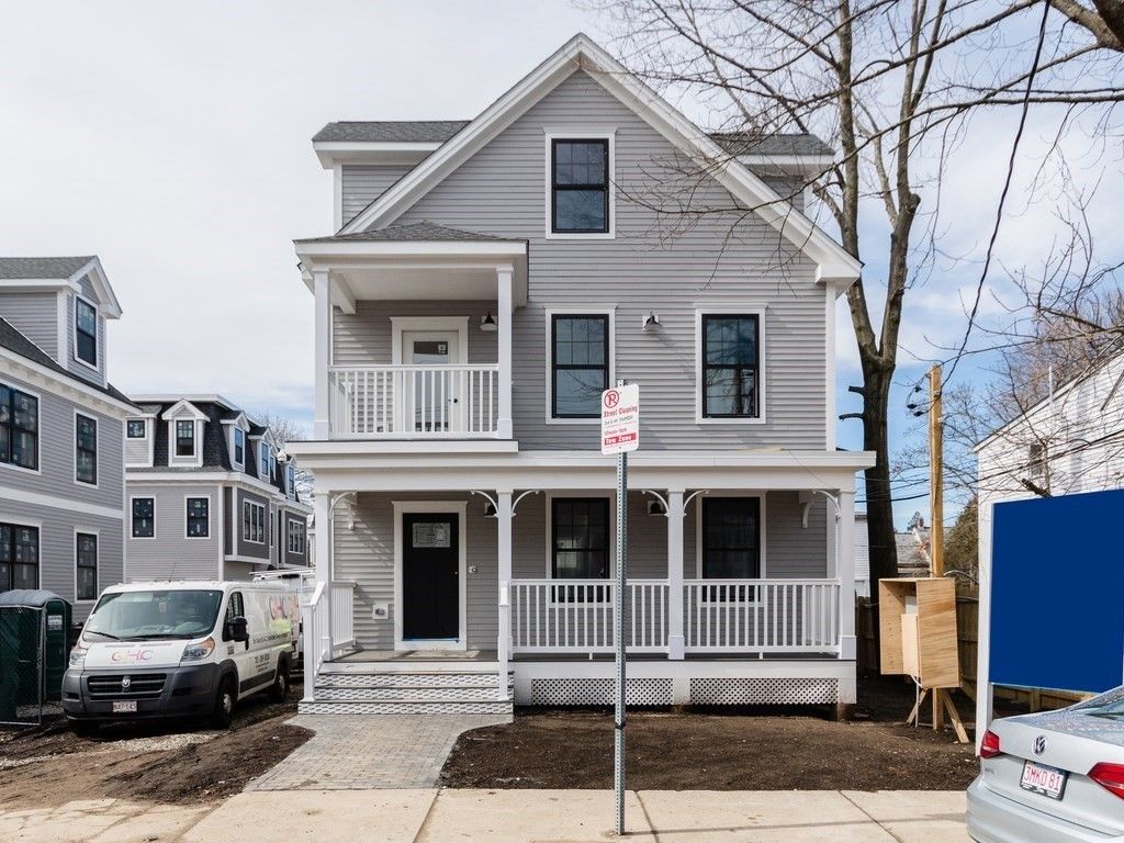 34 Temple St, Mattapan, MA 02126