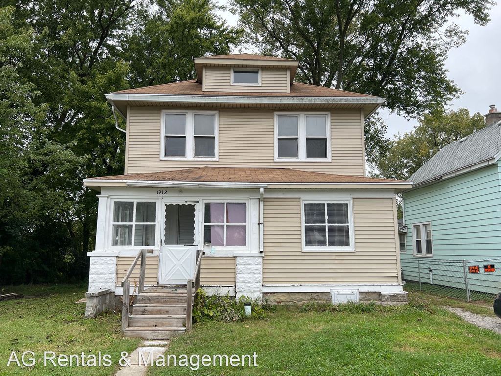 1912 Wheeler St, Fort Wayne, IN 46808
