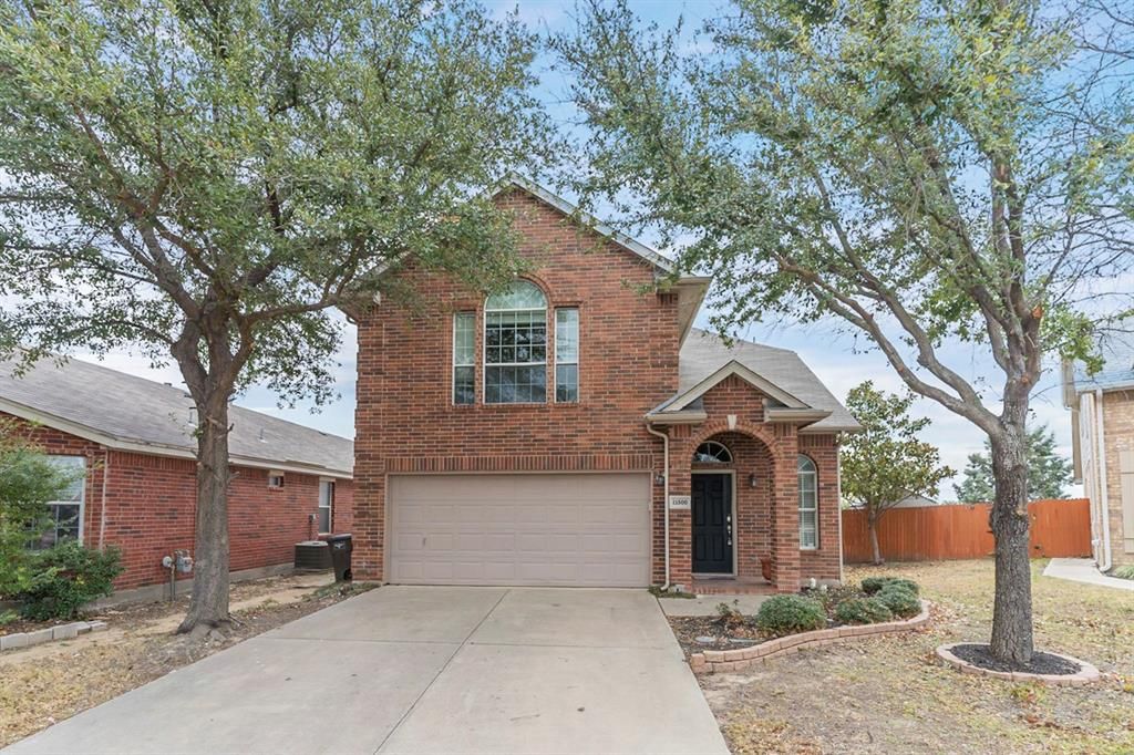 11500 Petunia Dr, Fort Worth, TX 76244