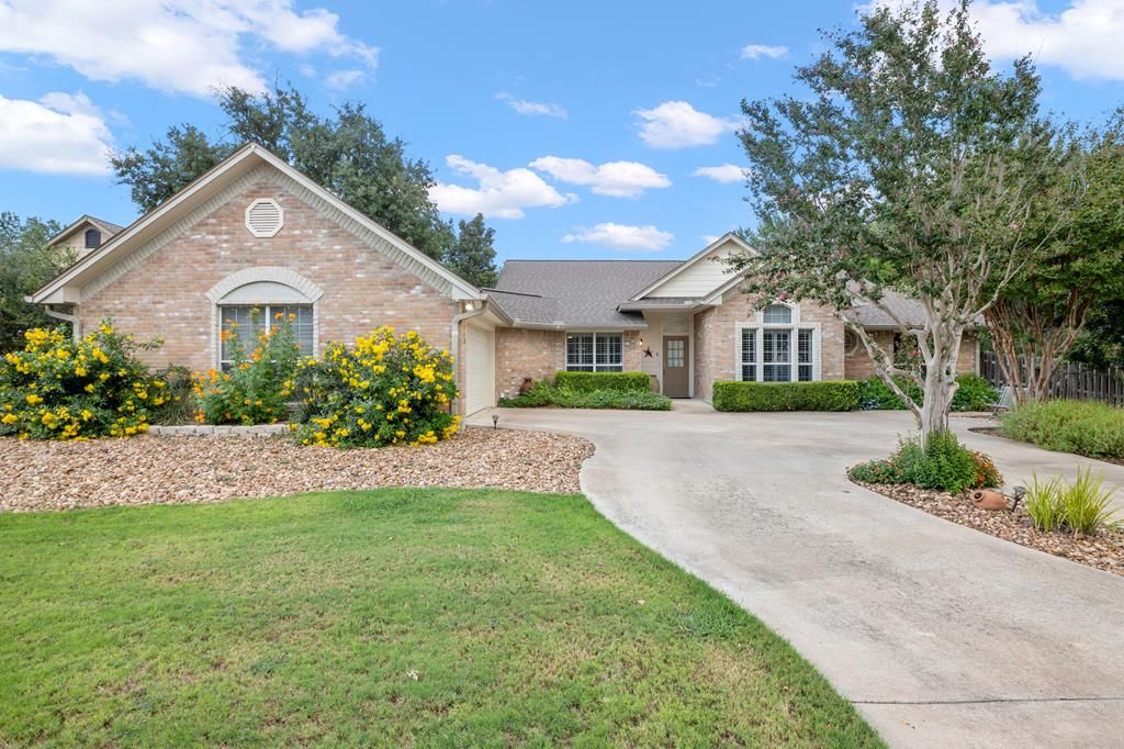 118 Stone Frst, Fredericksburg, TX 78624 Trulia