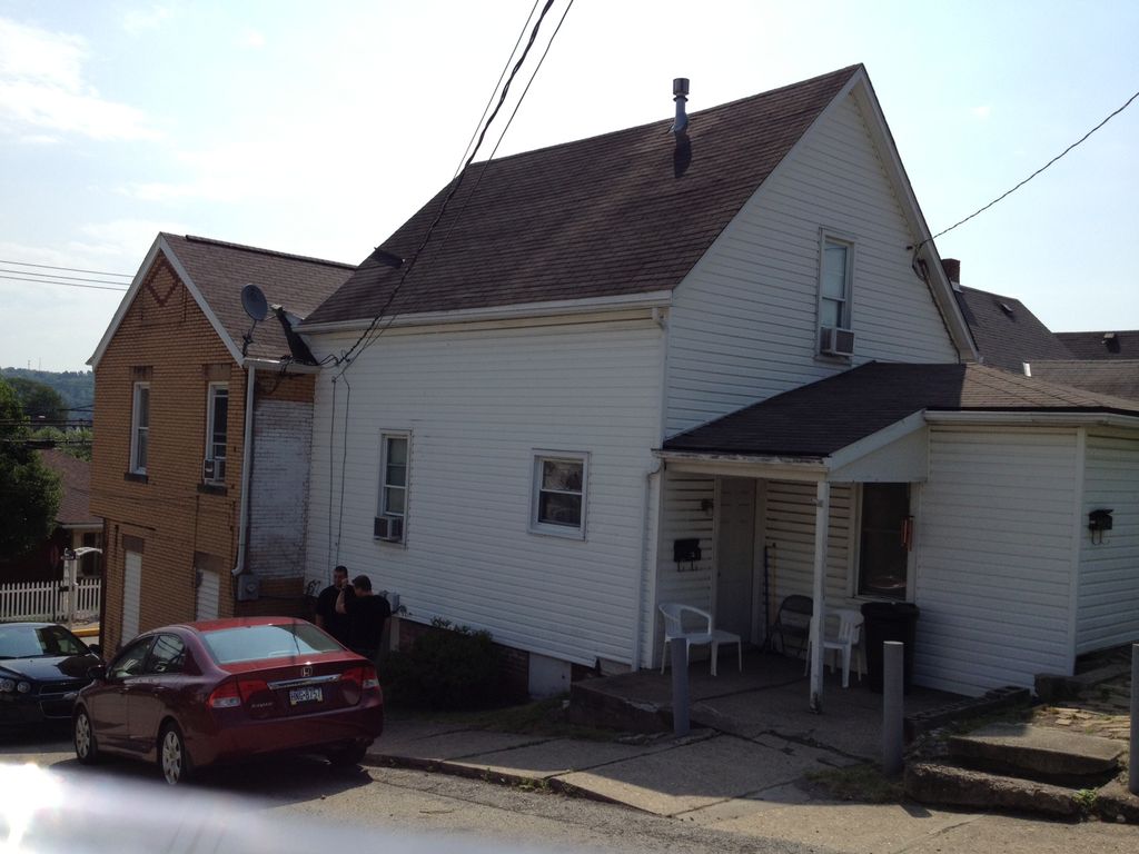 219 Meadow Ave, Charleroi, PA 1 Bed, 1 Bath Apartment 3 Photos Trulia