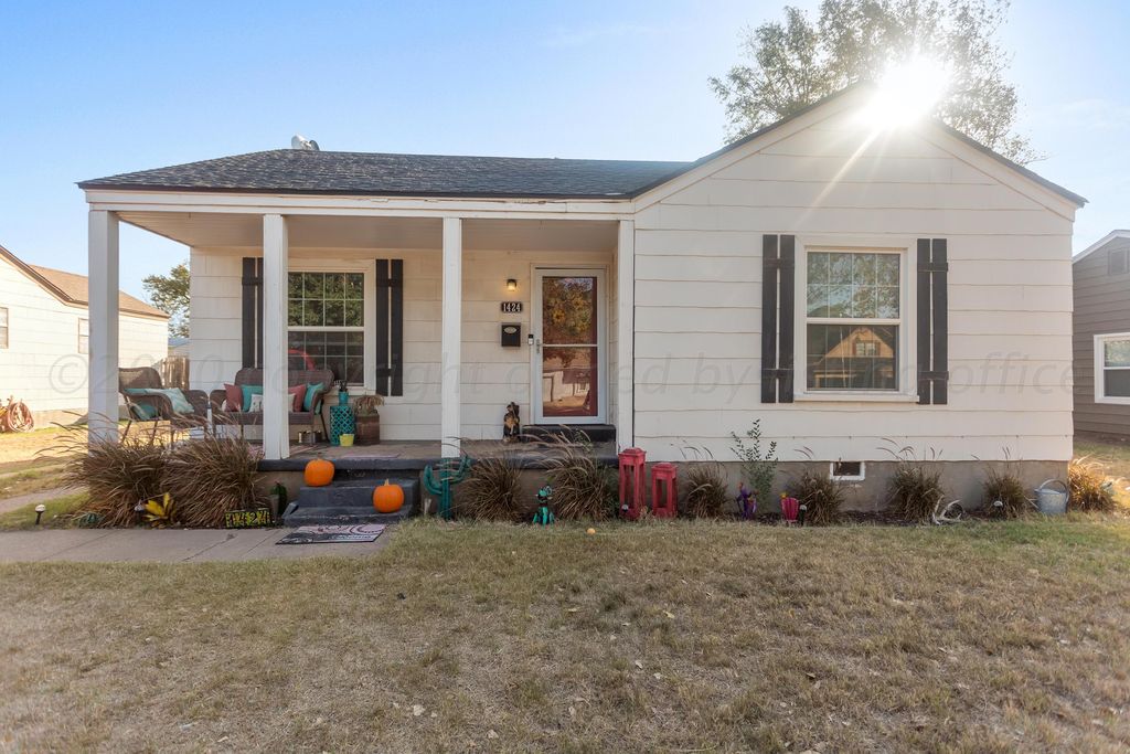 1424 N  Russell St, Pampa, TX 79065
