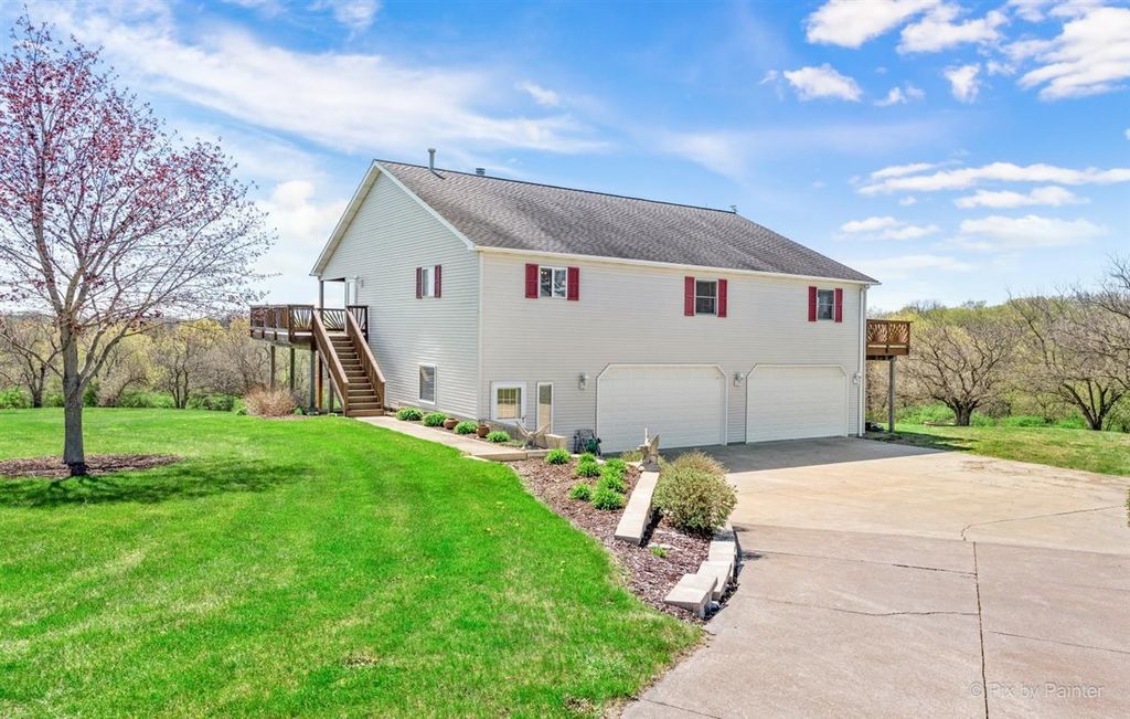 2523 Country Hill Ct, Lanark, IL 61046 Trulia