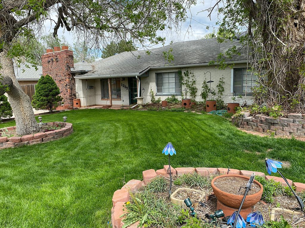 1232 Quari St, Aurora, CO 80011