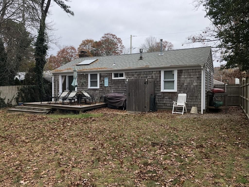 7 Rd, West Yarmouth, MA 2 Bed, 1 Bath SingleFamily Home 14