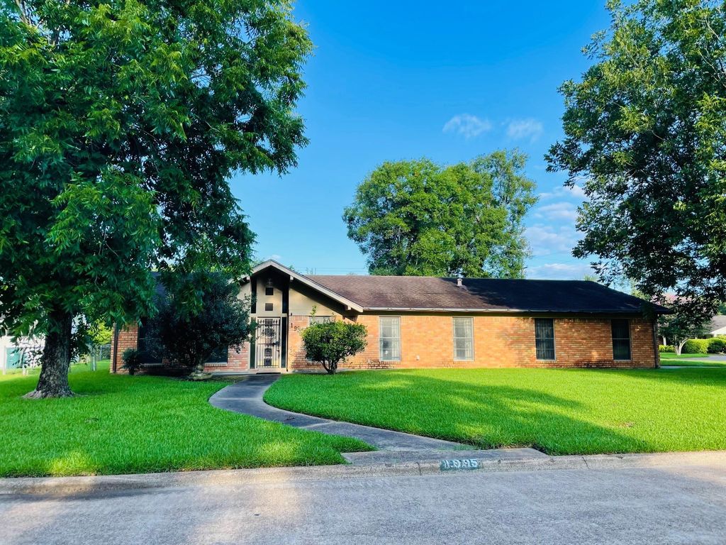 1995 Chevy Chase Ln, Beaumont, TX 77706 Trulia