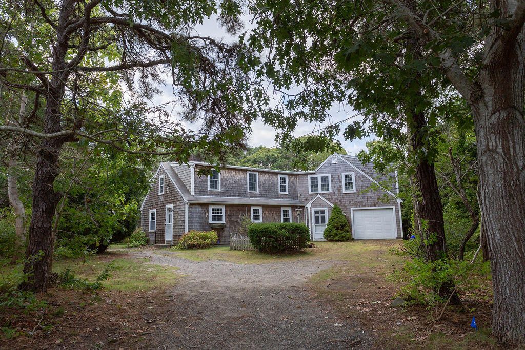 64 Grandfathers Lane, Brewster, MA 02631