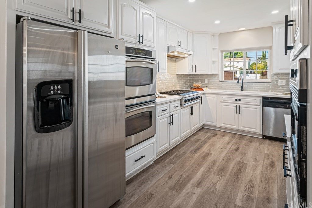 831 W Crestwood Ave, San Pedro, CA 90731