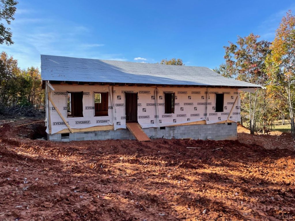 Patrick Ct #21, Madison Heights, VA 24572