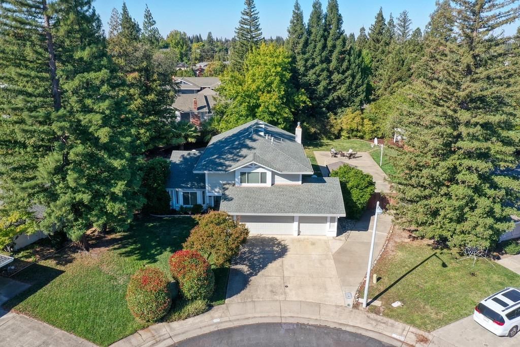 1304 Hillview Ct, Roseville, CA 95661