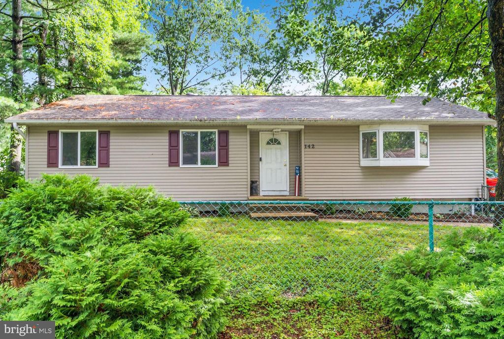 142 Blanche St, Browns Mills, NJ 08015