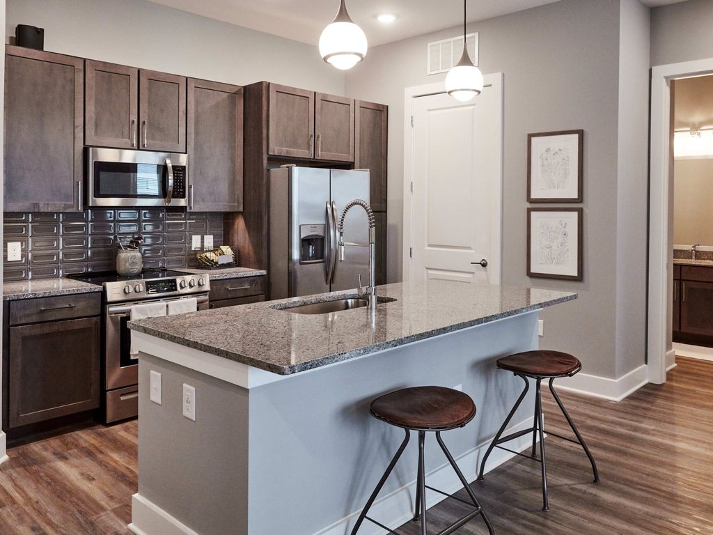 1121 Tsali Cir, Greenville, SC 29601