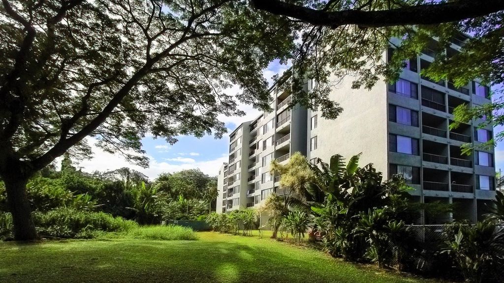 1875 Kalanianaole Ave #504, Hilo, HI 96720