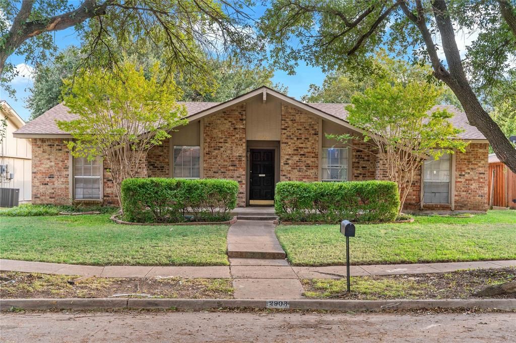 2906 Ripplewood Dr, Garland, TX 75044