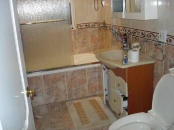 7043 174th St, Fresh Meadows, NY 11365