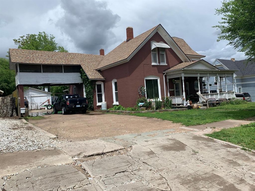 412 W 6th St, Larned, KS 67550 Trulia