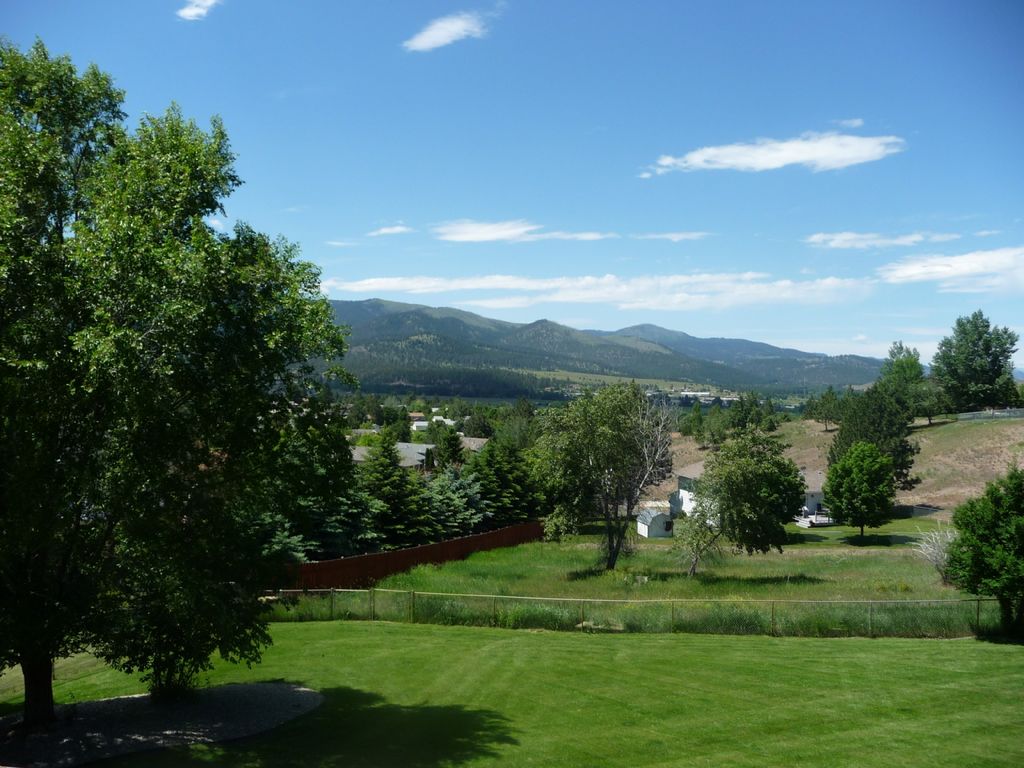 6215 Saint Thomas Dr, Missoula, MT 59803