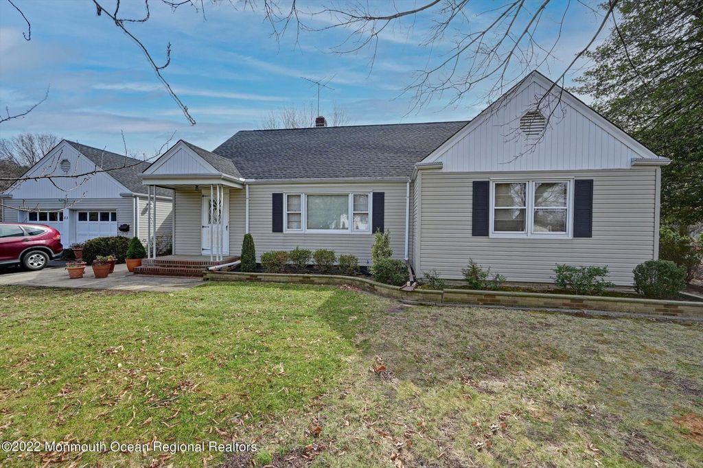 82 Wyckoff Road, Eatontown, NJ 07724 See Estimated Value