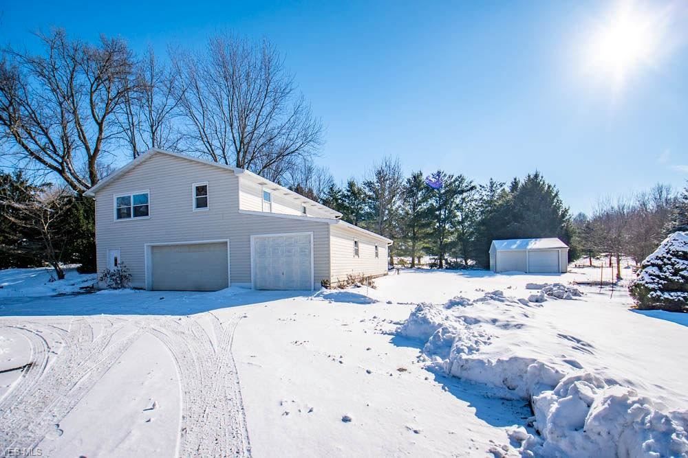 233 W Pine Lake Rd, Salem, OH 44460 Trulia