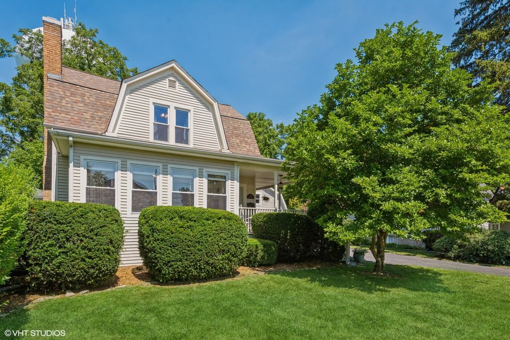 442 Anthony St, Glen Ellyn, IL 60137